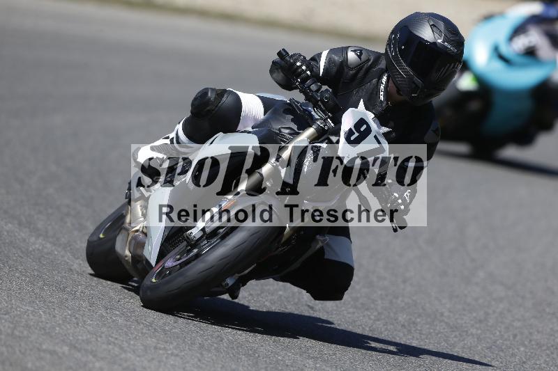 /36 08.08.2026  Pluess Motosport ADR/Einsteiger/97